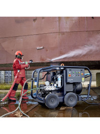 Nettoyeur Très Haute Pression 500 bars - Eau froide triphasé 400V - MC10P - Décapage carène de bateau